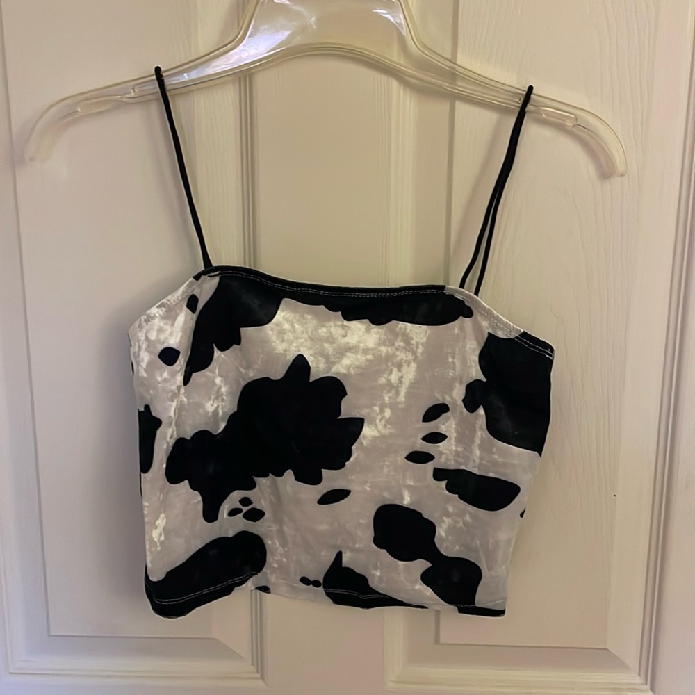 FREE W PURCHASE! SHEIN cow print top